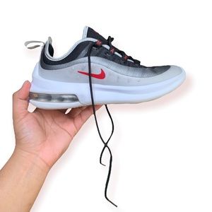 Boys Nike Air Max Axis Lace Up Sneakers Size 1Y Black Gray Red